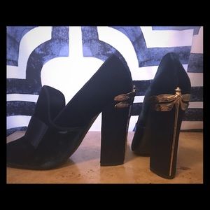 Tory Burch Jezabel velvet pump